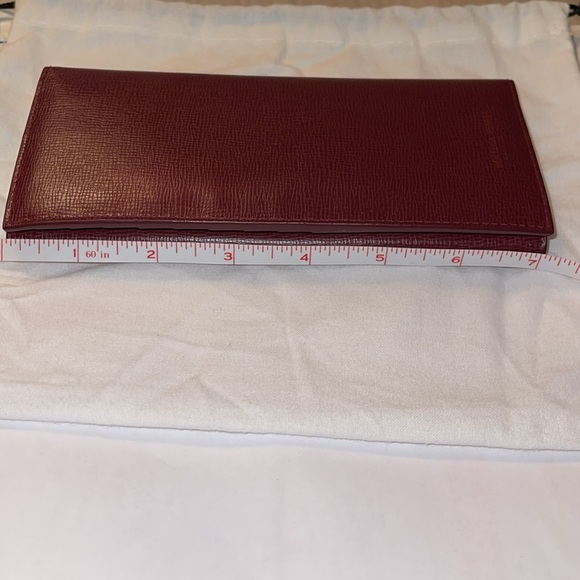 Bottega Veneta burgundy intrecciato woven wallet . Pristine condition. - Picture 3 of 10